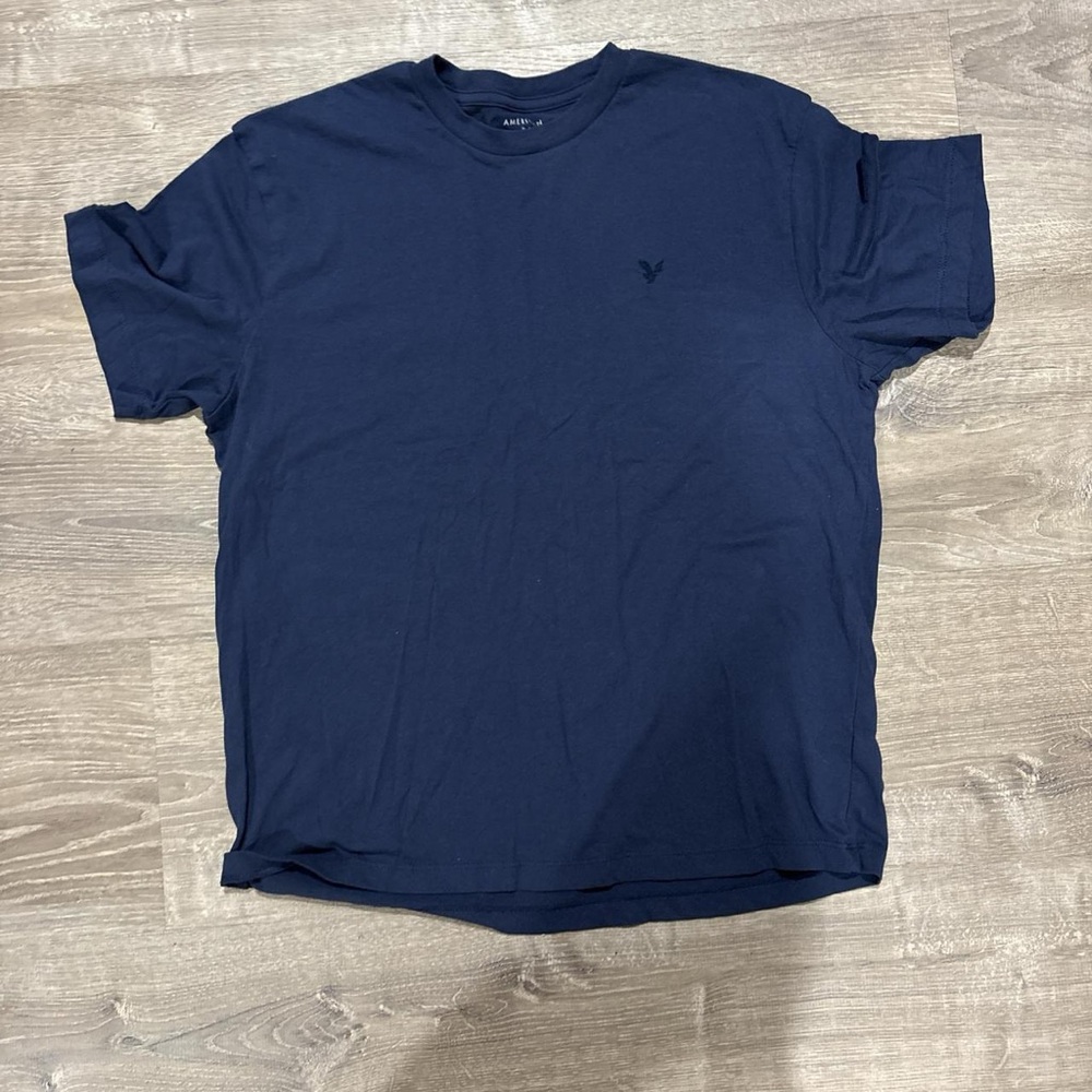 Navy tshirt